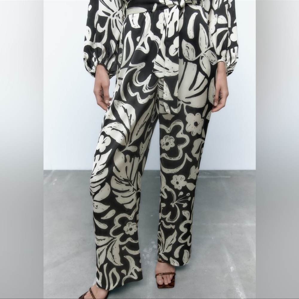 Zara Black and Cream Floral Wrap Jumpsuit - Picture 7 of 14